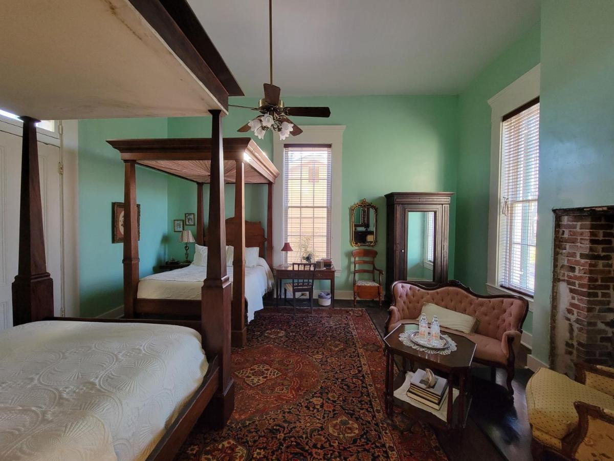 Bed and Breakfast Belmont Plantation, Est 1857 Гринвилл Экстерьер фото
