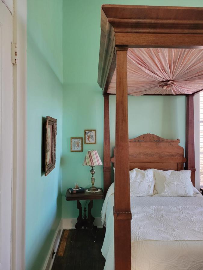 Bed and Breakfast Belmont Plantation, Est 1857 Гринвилл Экстерьер фото