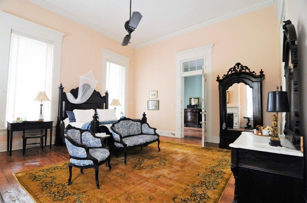 Bed and Breakfast Belmont Plantation, Est 1857 Гринвилл Экстерьер фото