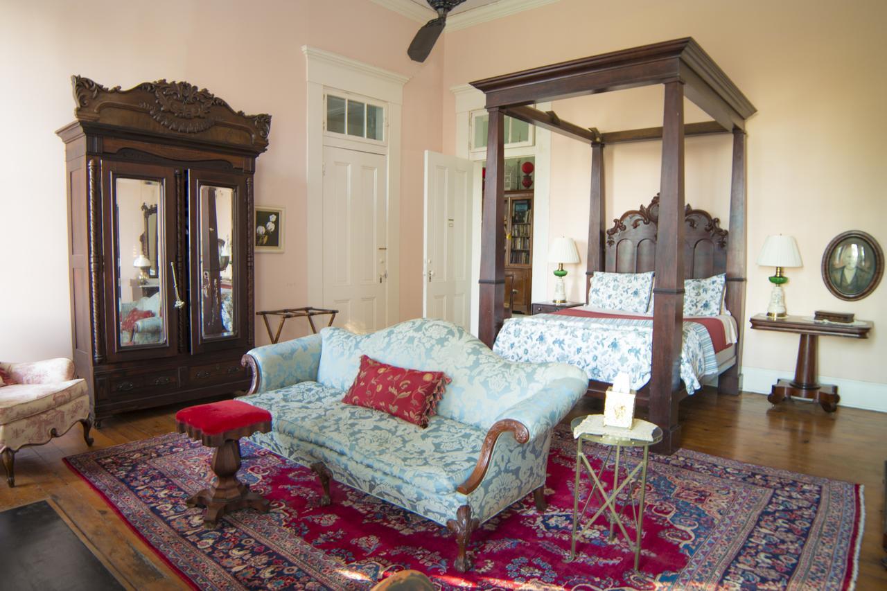 Bed and Breakfast Belmont Plantation, Est 1857 Гринвилл Экстерьер фото