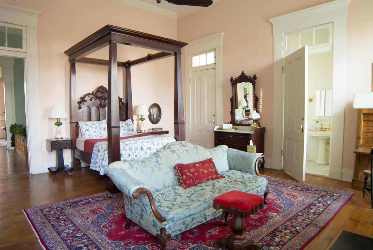 Bed and Breakfast Belmont Plantation, Est 1857 Гринвилл Экстерьер фото
