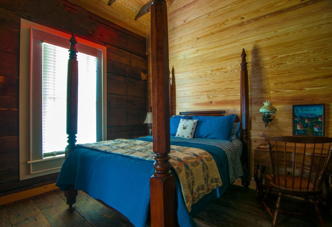 Bed and Breakfast Belmont Plantation, Est 1857 Гринвилл Экстерьер фото