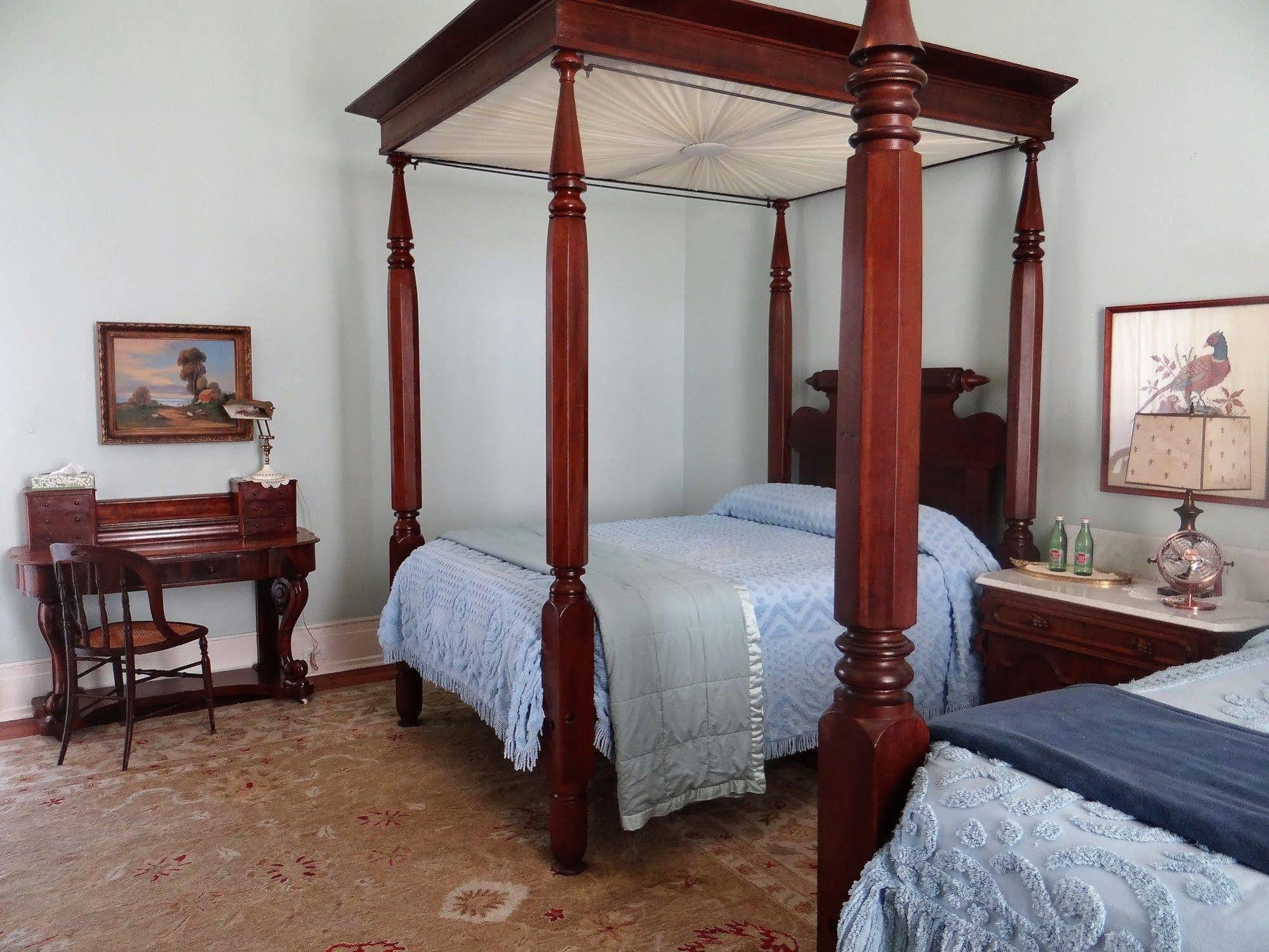 Bed and Breakfast Belmont Plantation, Est 1857 Гринвилл Экстерьер фото