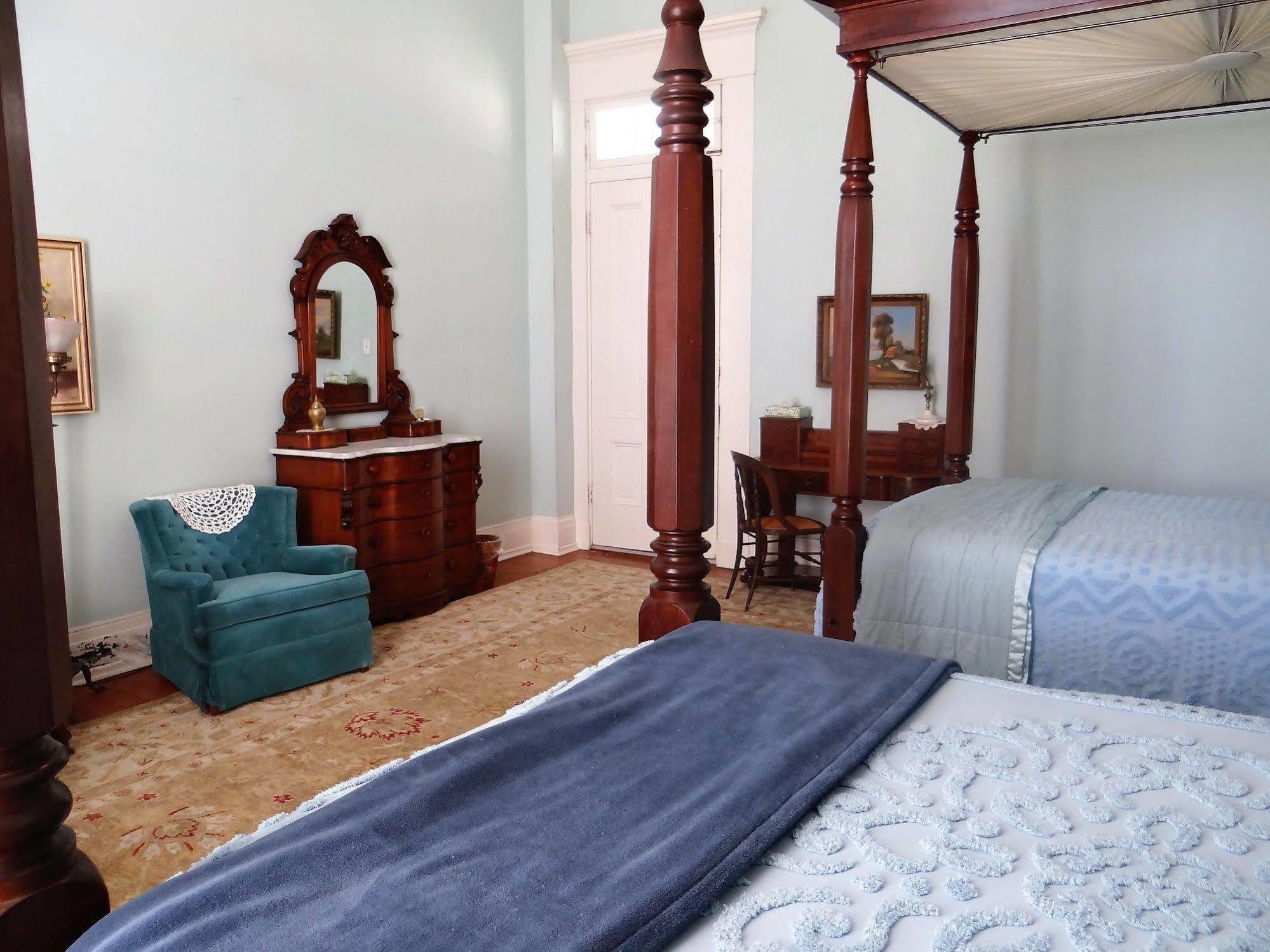Bed and Breakfast Belmont Plantation, Est 1857 Гринвилл Экстерьер фото