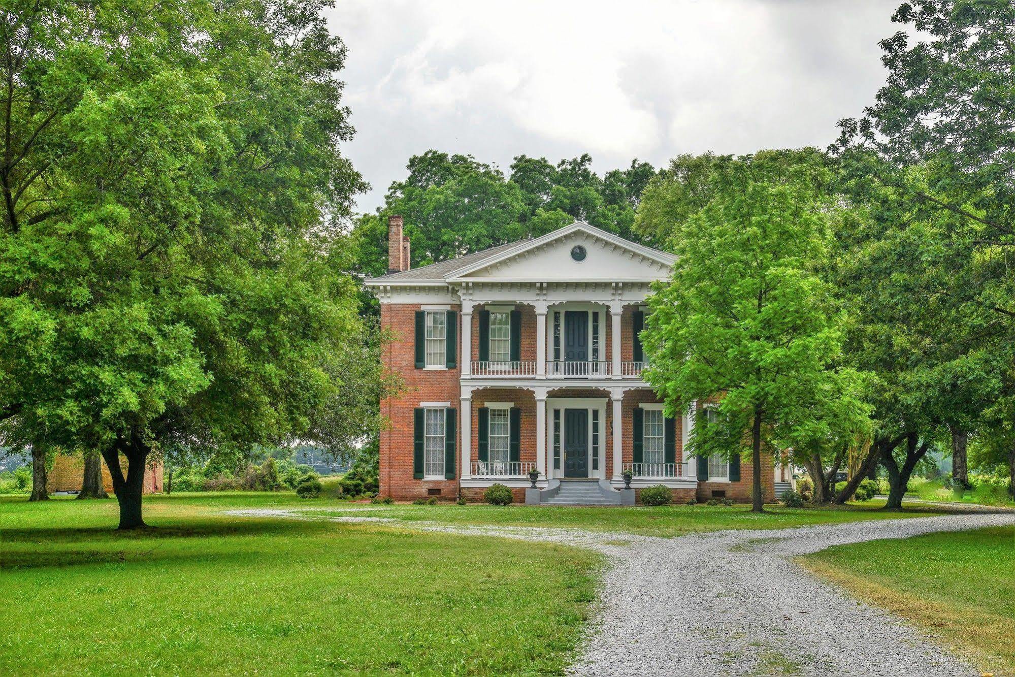 Bed and Breakfast Belmont Plantation, Est 1857 Гринвилл Экстерьер фото